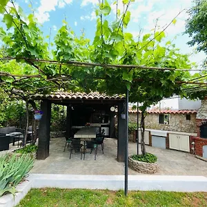 Pomerino Apartmans , Pomer Croazia